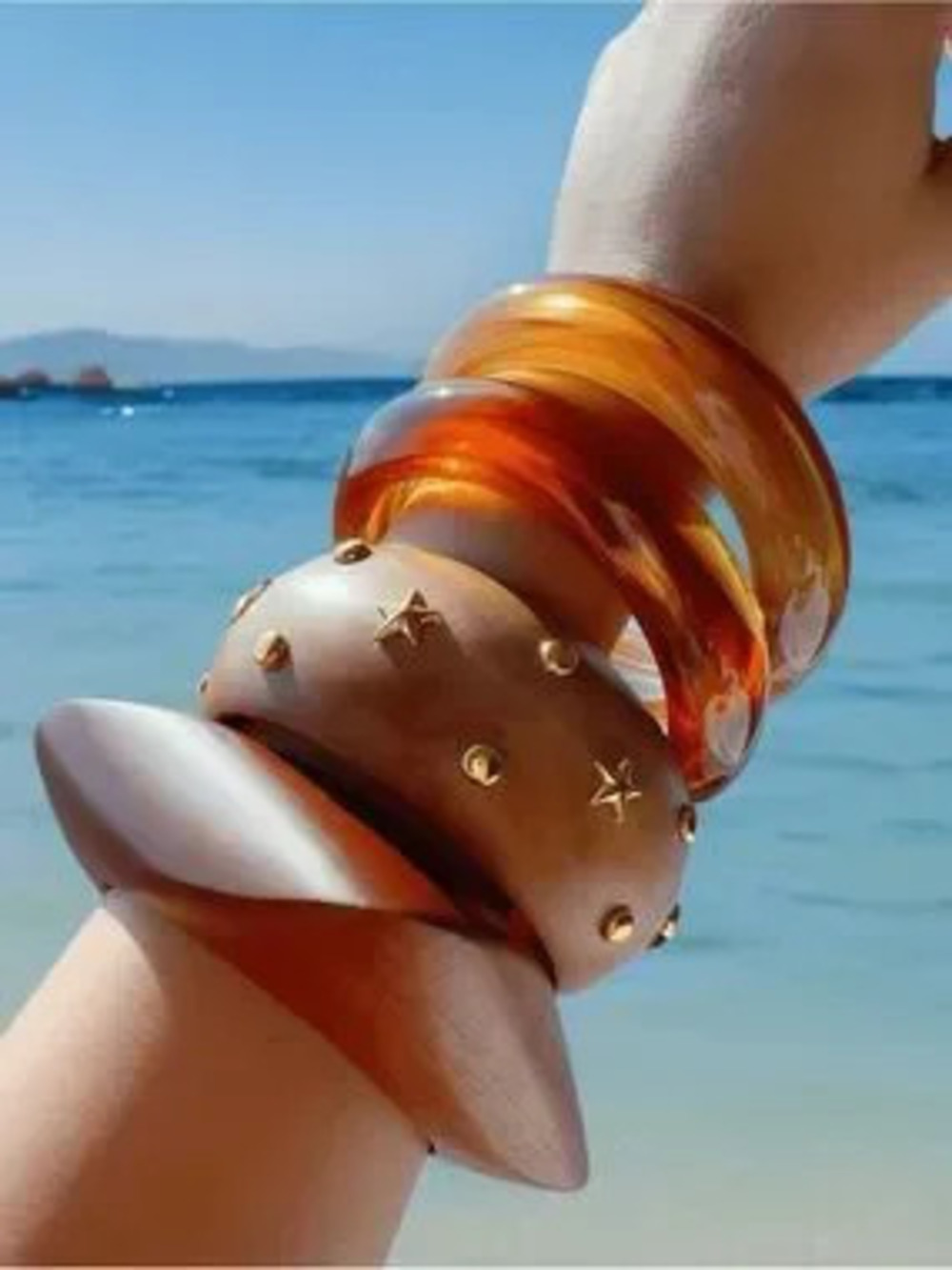 Boho?amber bangle N2297